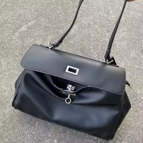 Casual Tote Bags For Women Luxury Designer Handbags And Purses 2024 New In PU Lock Tassel Decoration Large Capacity shoulder Bag